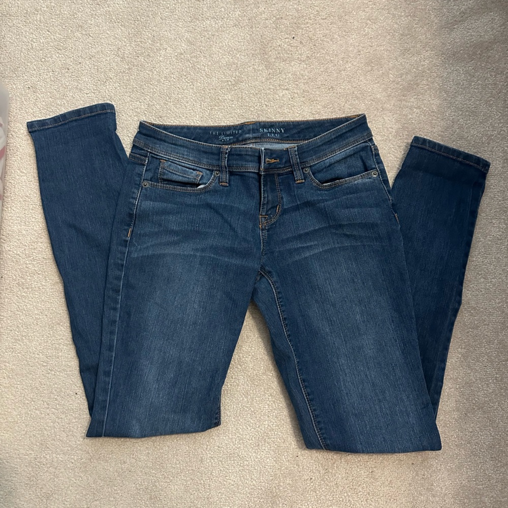 The limited size 4 skinny leg